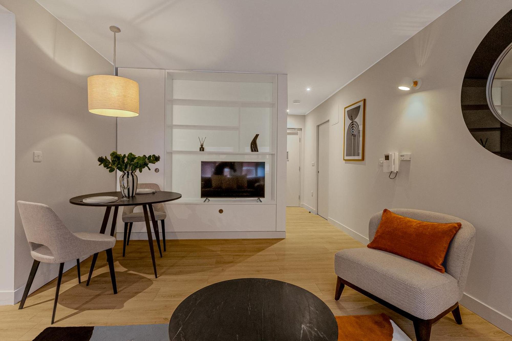 Central Servised Apartments On Artillery Lane Londen Buitenkant foto