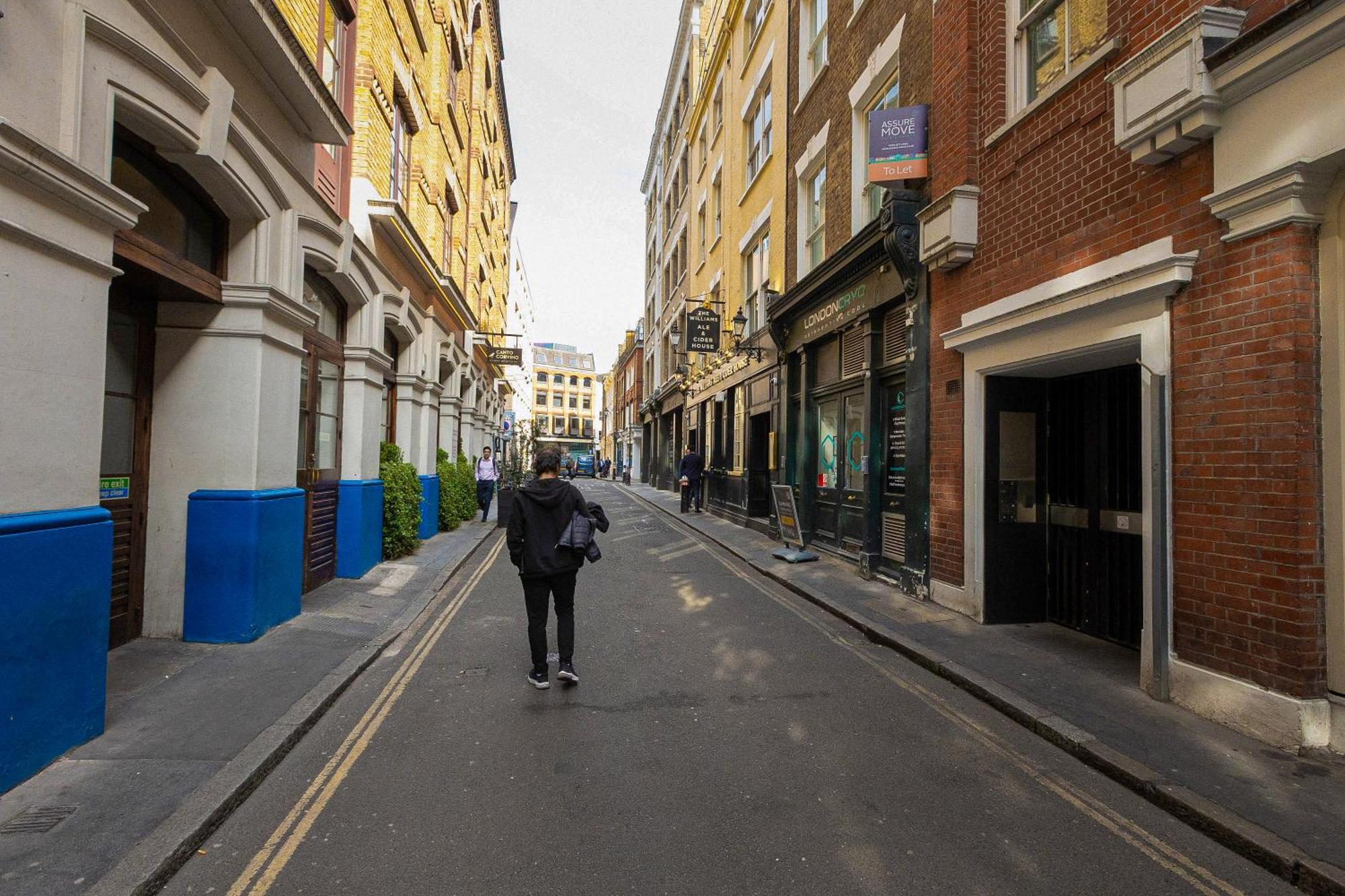 Central Servised Apartments On Artillery Lane Londen Buitenkant foto