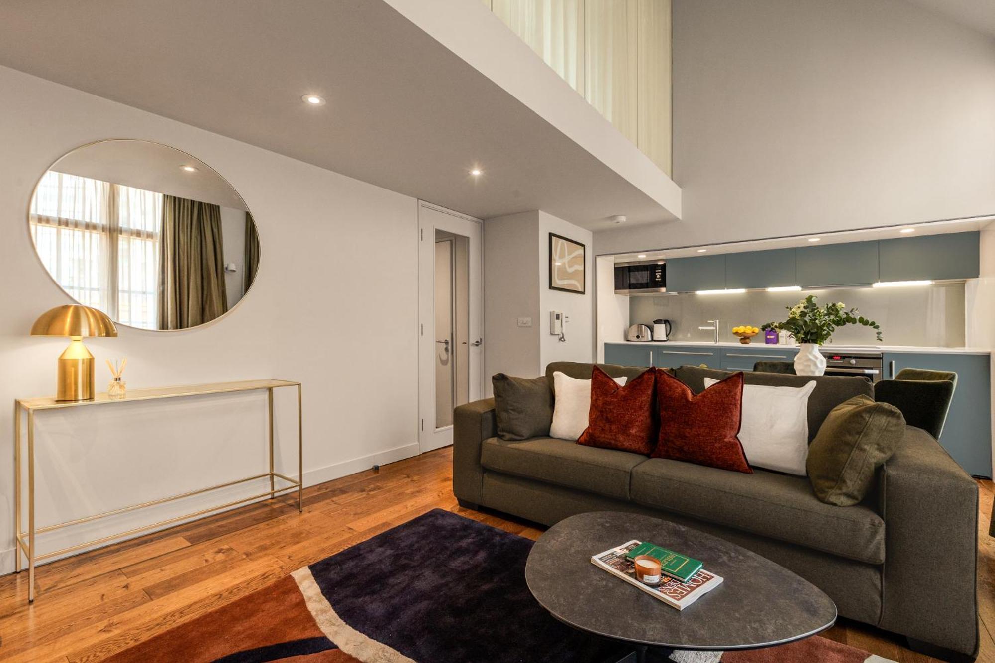 Central Servised Apartments On Artillery Lane Londen Buitenkant foto