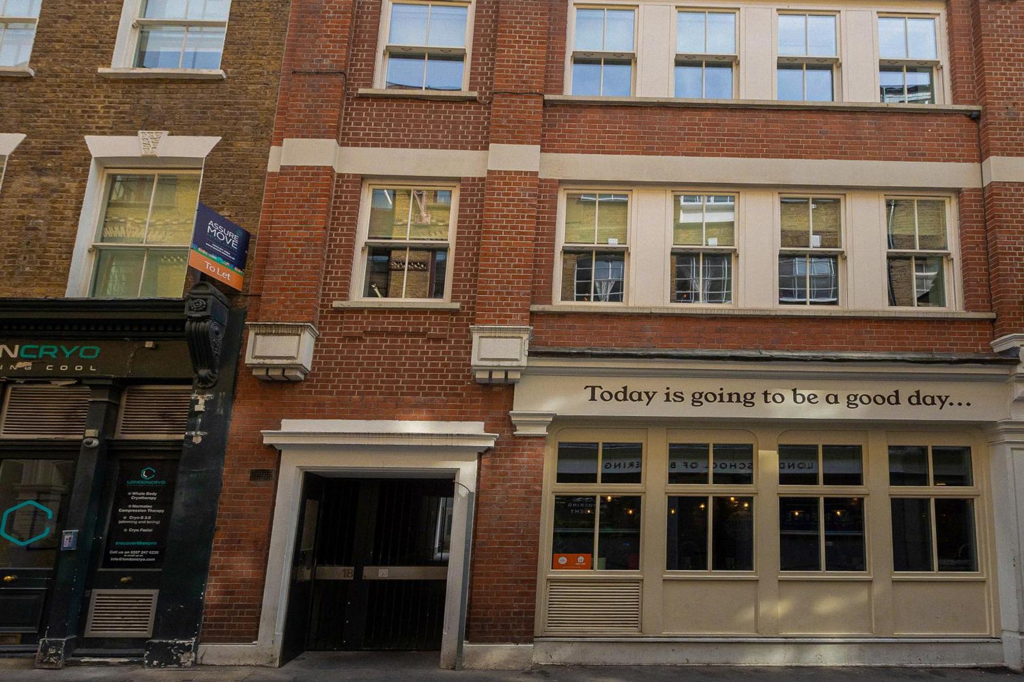 Central Servised Apartments On Artillery Lane Londen Buitenkant foto