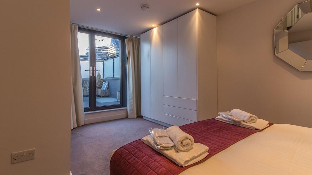 Central Servised Apartments On Artillery Lane Londen Buitenkant foto